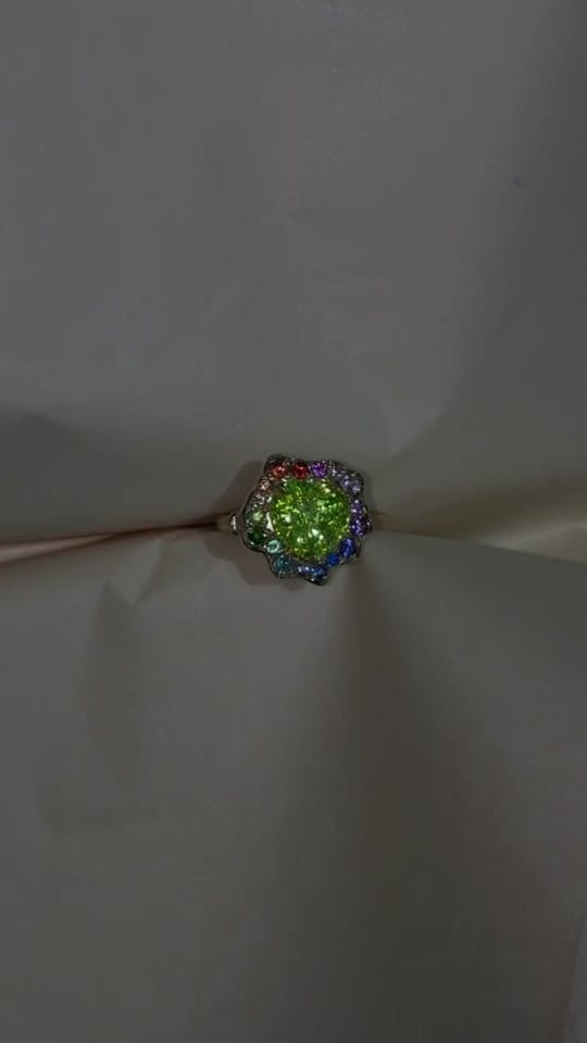 Post 2 by Susannah King London on TikTok (video)