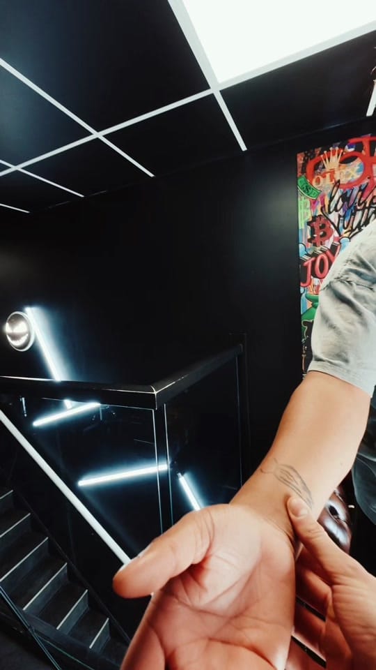 Post 8 by I'm Bogdan Kosinov on TikTok (video)