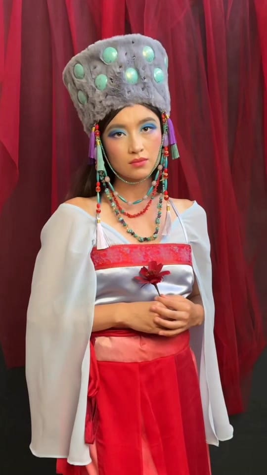Post 2 by Queenie on TikTok (video)
