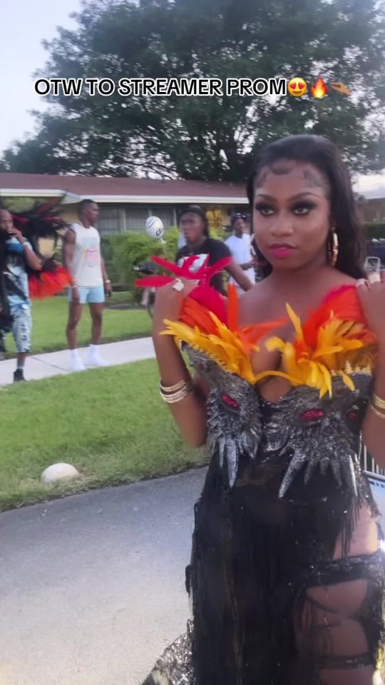Post 3 by daqueennn👑 on TikTok (video)