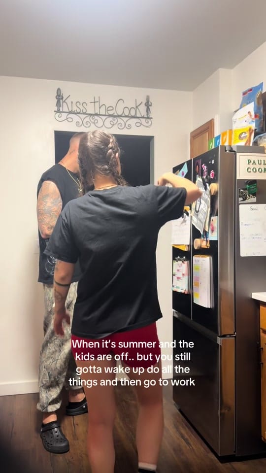 Post 1 by em_uh_lee🫶🏼 on TikTok (video)