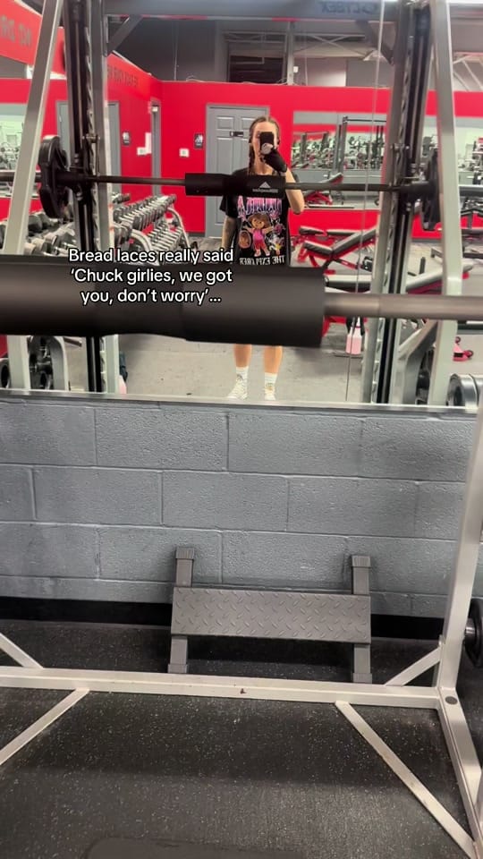 Post 9 by em_uh_lee🫶🏼 on TikTok (video)