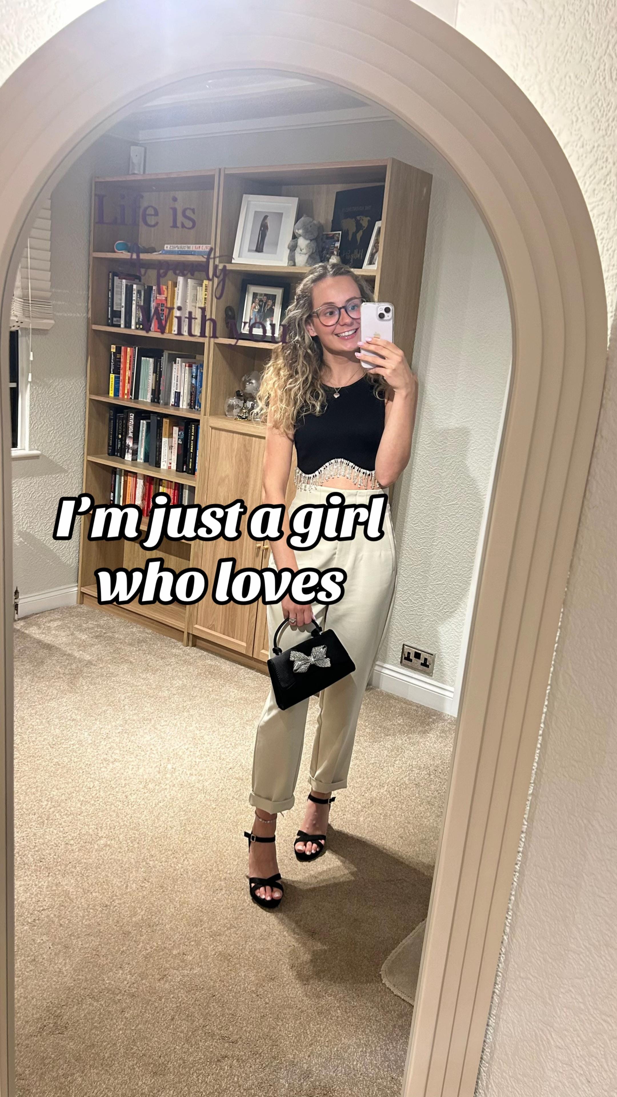 Post 5 by Luna Balloonz on TikTok (video)