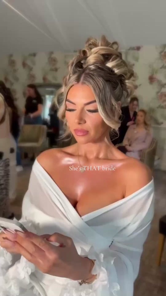 Post 9 by MINXIES on TikTok (video)