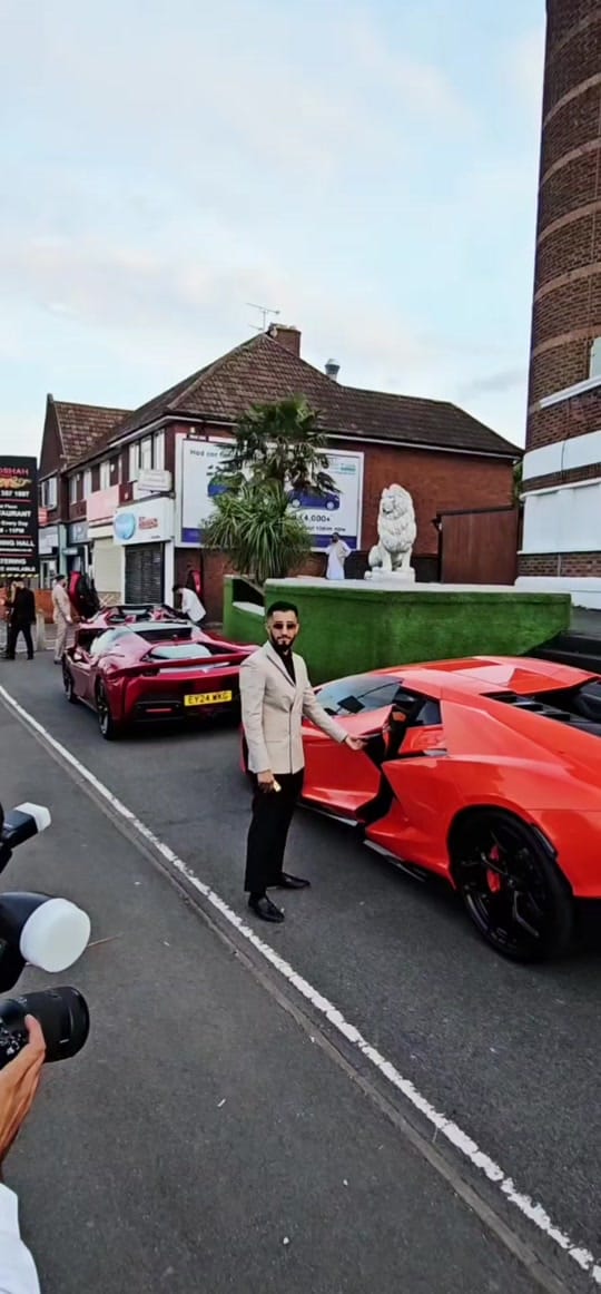 Post 9 by Badshah Palace on TikTok (video)