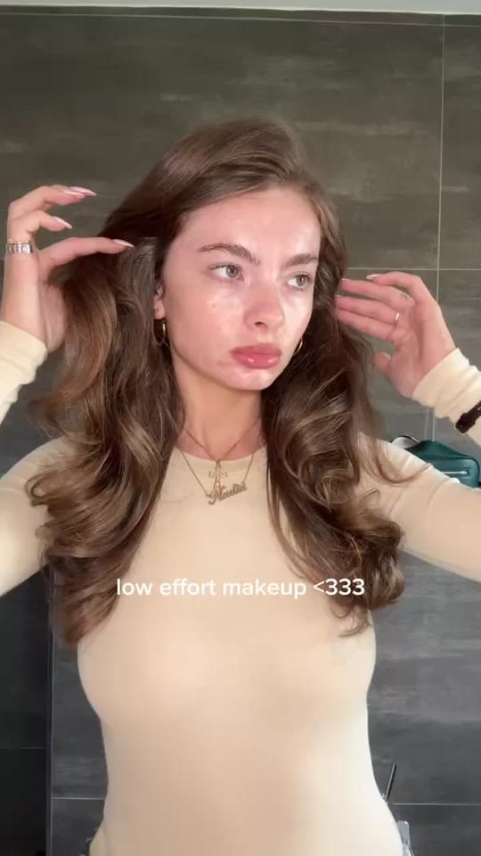 Post 1 by Iconic Bronze on TikTok (video)