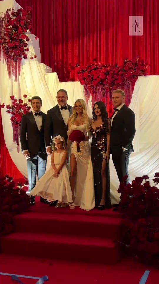 Post 3 by Yanni Weddings on TikTok (video)