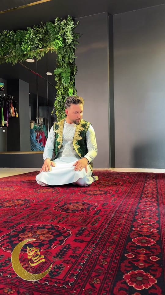 Post 8 by FaridChakawakOfficial on TikTok (video)