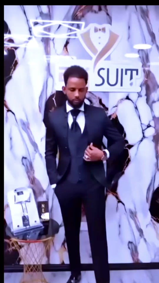 Post 2 by Erisuitt on TikTok (video)