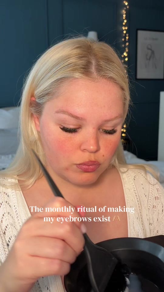 Post 4 by Luisa | therosyshelf ✨🧚 on TikTok (video)
