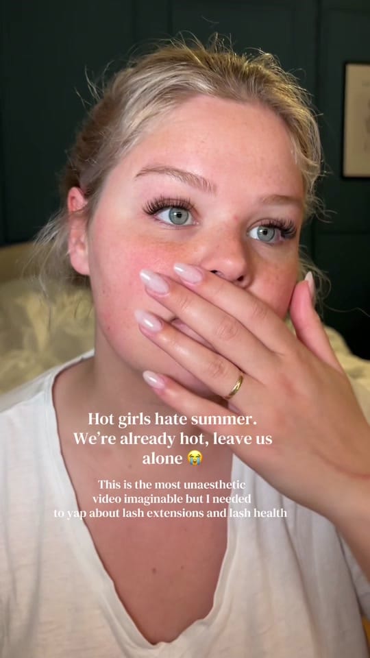 Post 5 by Luisa | therosyshelf ✨🧚 on TikTok (video)
