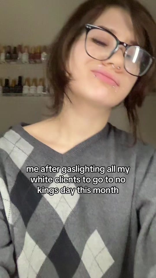 Post 3 by sadz:3 on TikTok (video)