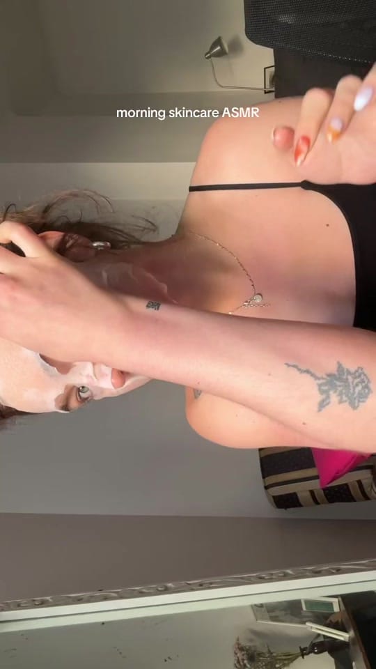Post 7 by Oksana Zavora on TikTok (video)