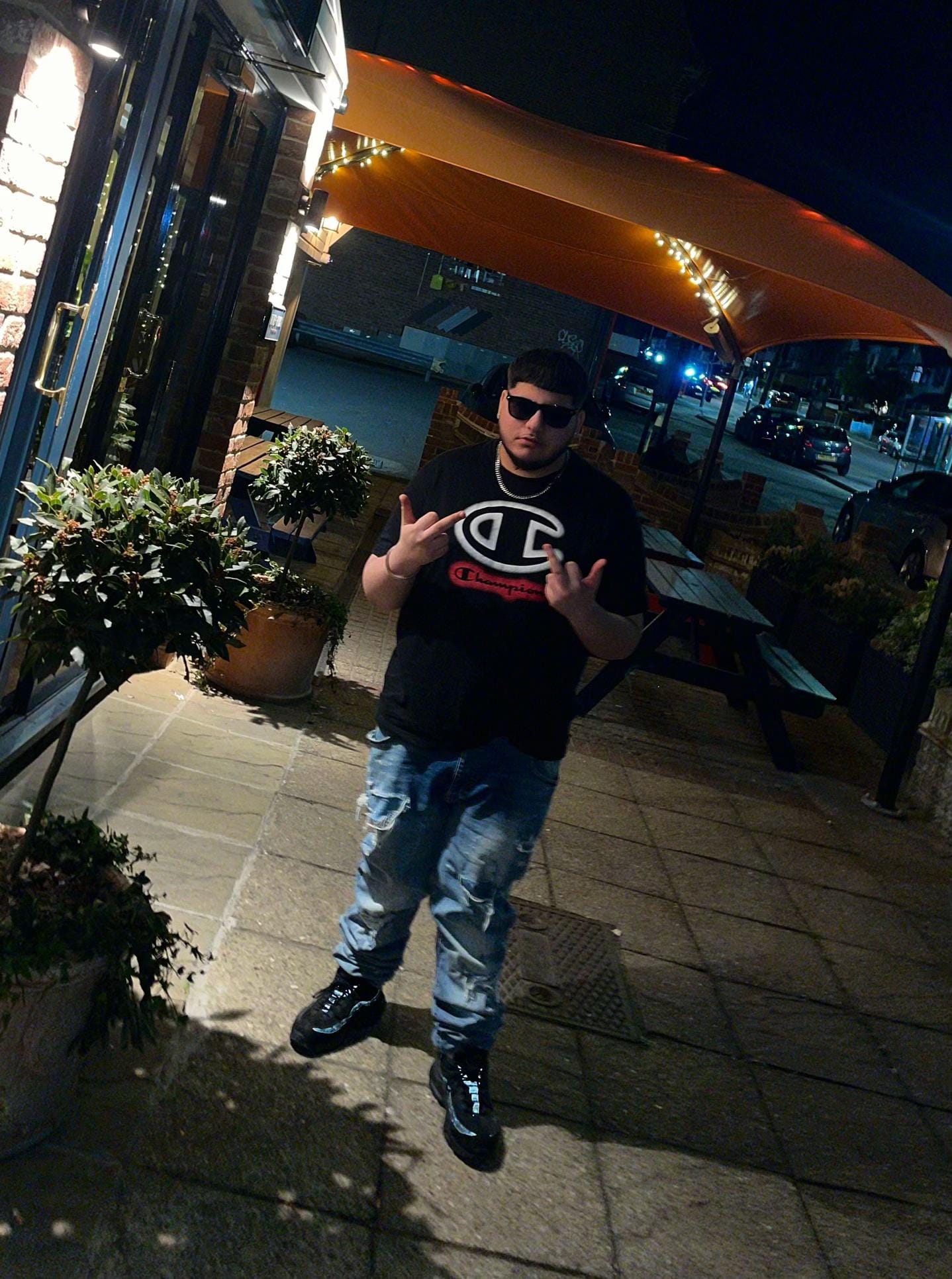 Post 4 by SV on TikTok (video)