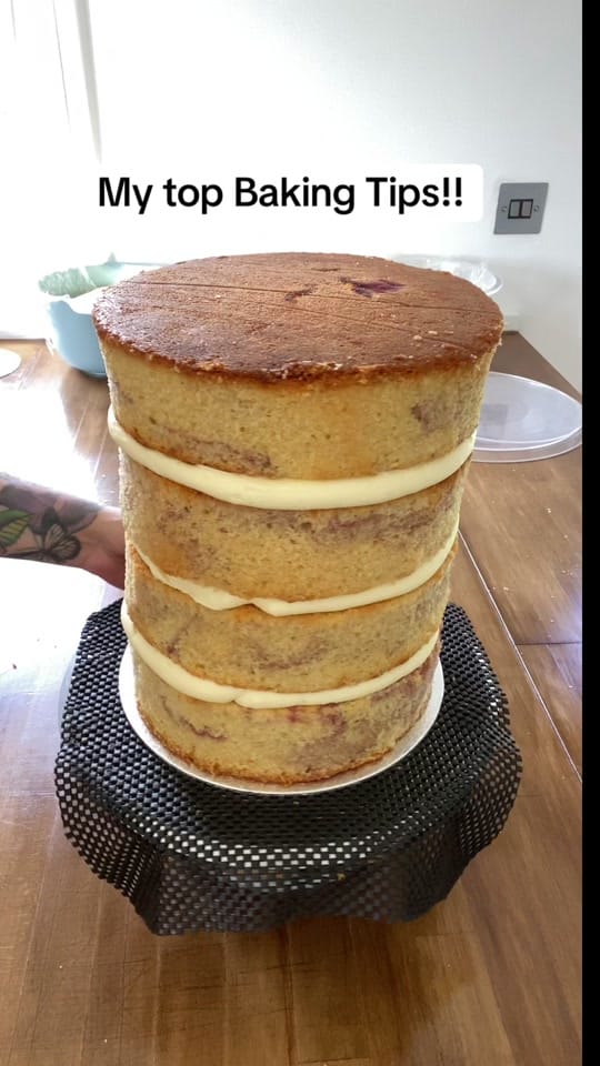 Post 10 by LilyRoseCakes-Claire on TikTok (video)