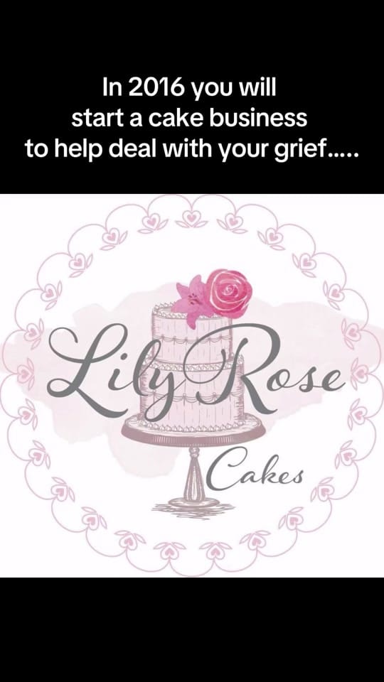 Post 6 by LilyRoseCakes-Claire on TikTok (video)