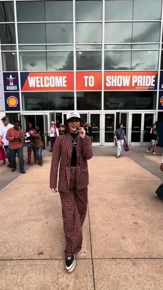 Post 3 by Double J Saddlery on TikTok (video)