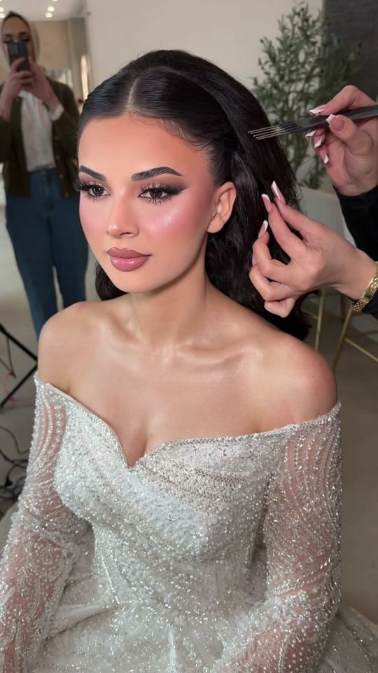 Post 7 by Mabellabeauté on TikTok (video)