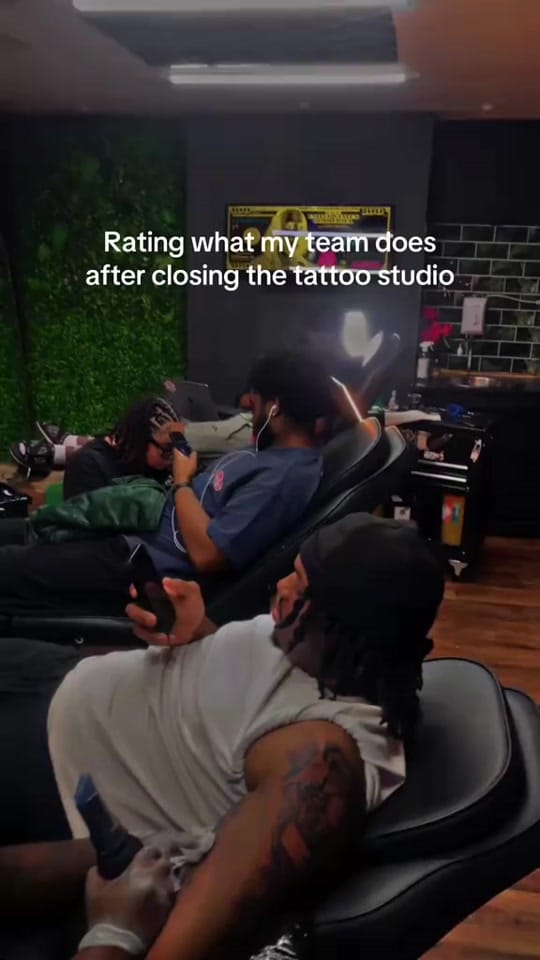Post 6 by Rochelle | Tattoo artist on TikTok (video)