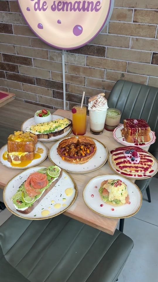 Post 3 by BRUNCH & ART 🎨 on TikTok (video)