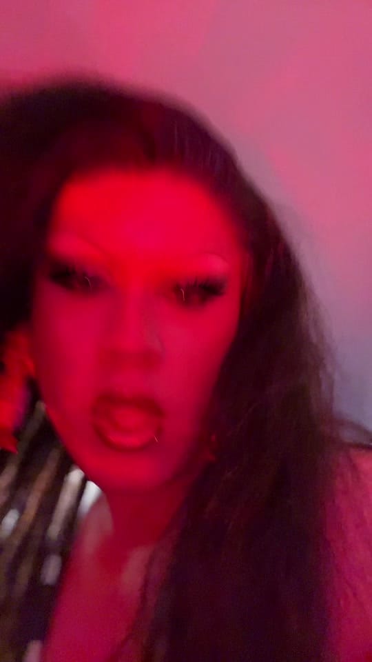 Post 7 by Oberlin beauty |Drag&Makeup💄 on TikTok (video)