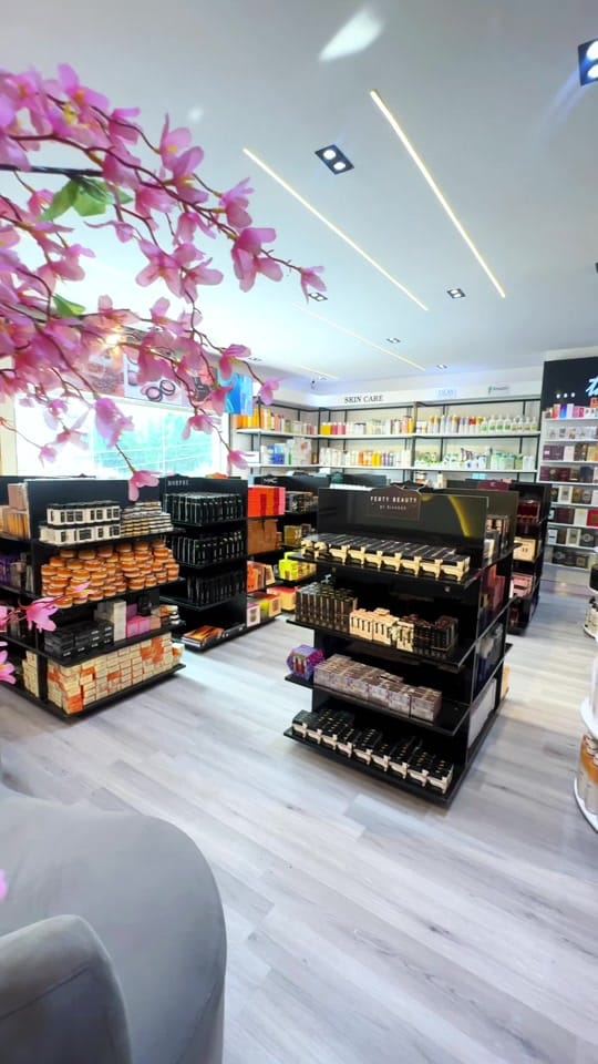 Post 8 by Ceendies Creation Beauty store on TikTok (video)