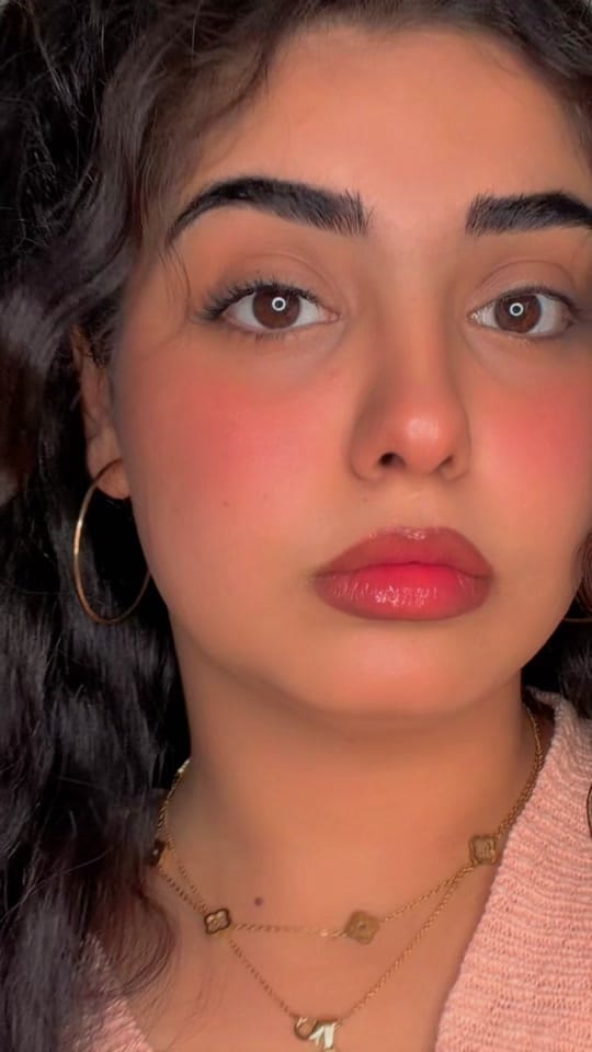 Post 3 by helinsglow💕 on TikTok (video)