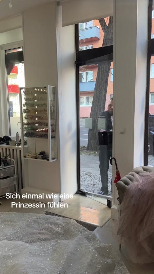 Post 8 by beautyface_by_aida on TikTok (video)