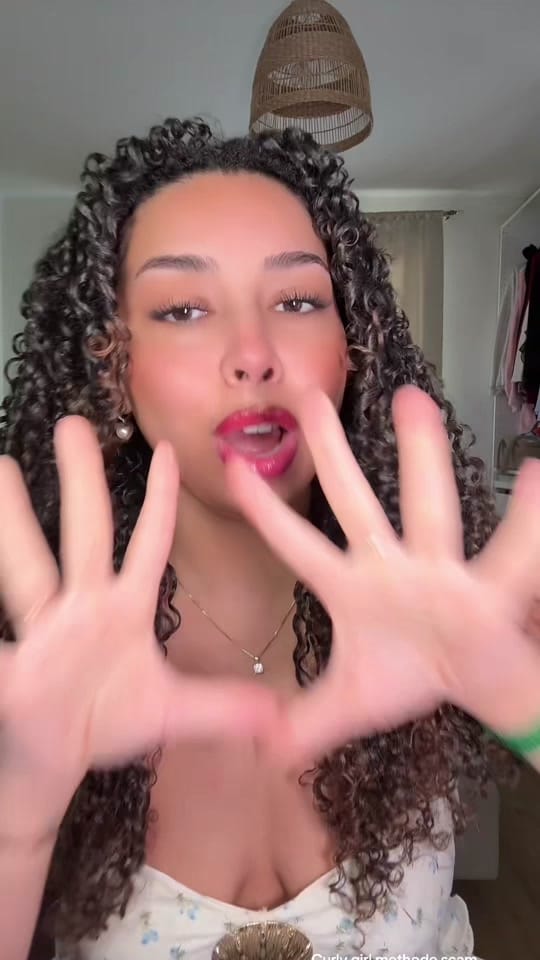 Post 6 by Michelle🇭🇷🇧🇷✟ on TikTok (video)