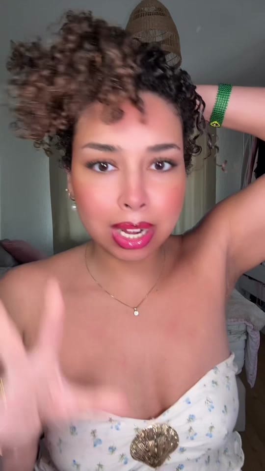 Post 5 by Michelle🇭🇷🇧🇷✟ on TikTok (video)
