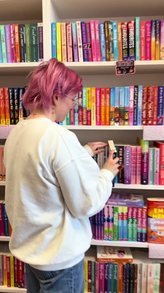 Post 10 by Book Lovers Bookshop on TikTok (video)