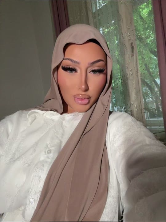 Post 9 by aynurii_ on TikTok (video)