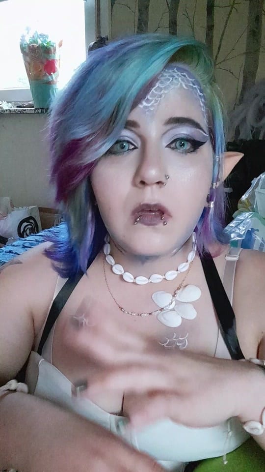 Post 2 by littlemoongirl19 on TikTok (video)