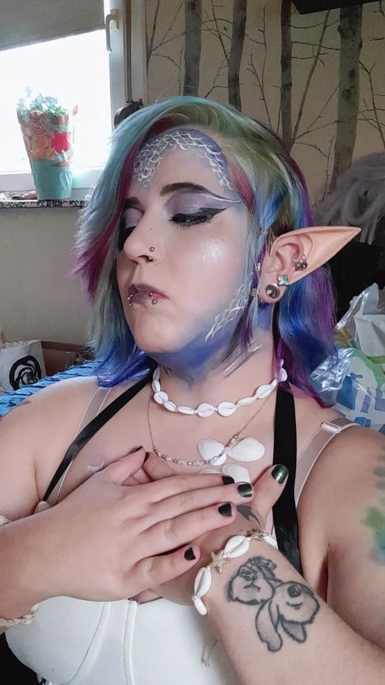 Post 5 by littlemoongirl19 on TikTok (video)