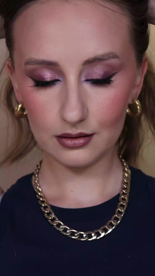 Post 9 by helga.mua.makeup on TikTok (video)
