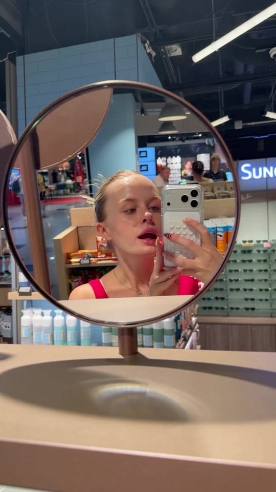 Post 5 by leni <3 on TikTok (video)