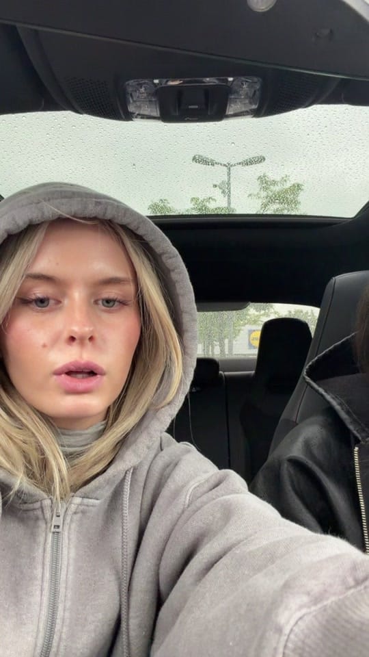 Post 2 by leni <3 on TikTok (video)