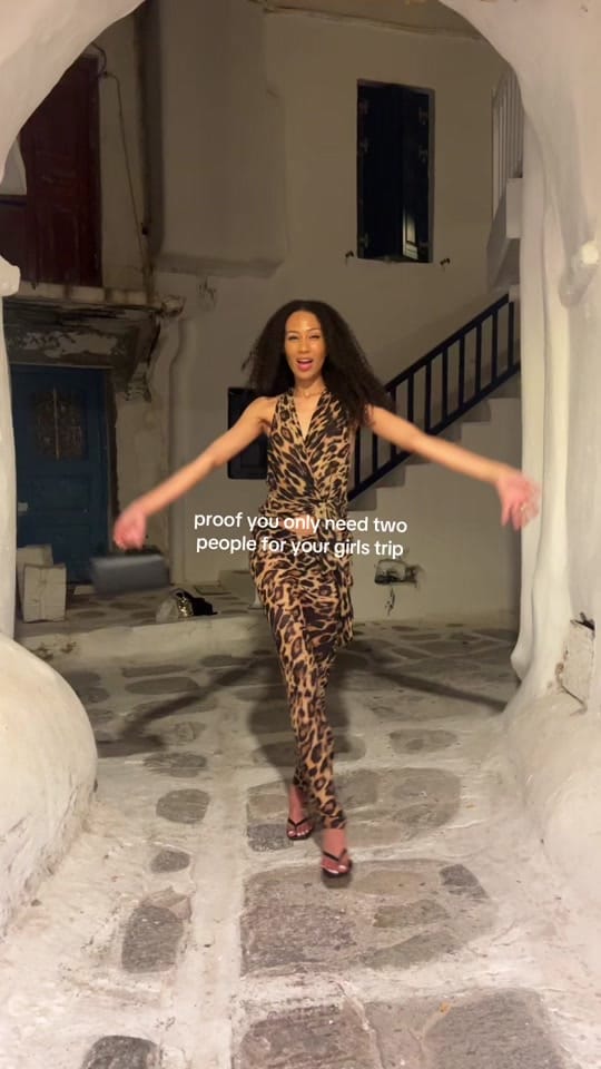 Post 2 by Dr Fiona Kenny | Natural Hair on TikTok (video)