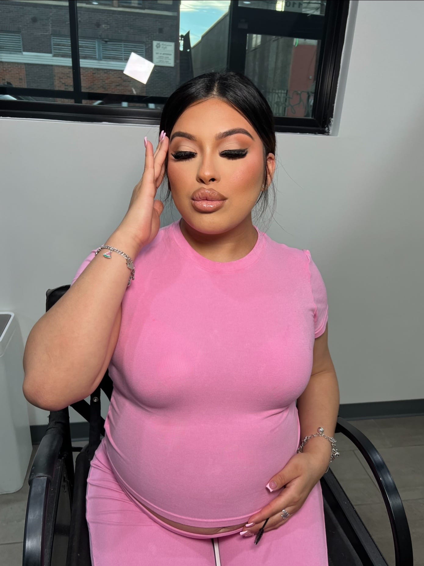 Post 6 by Mayra on TikTok (video)
