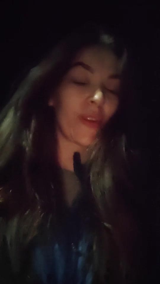 Post 2 by Hannah Cooper on TikTok (video)