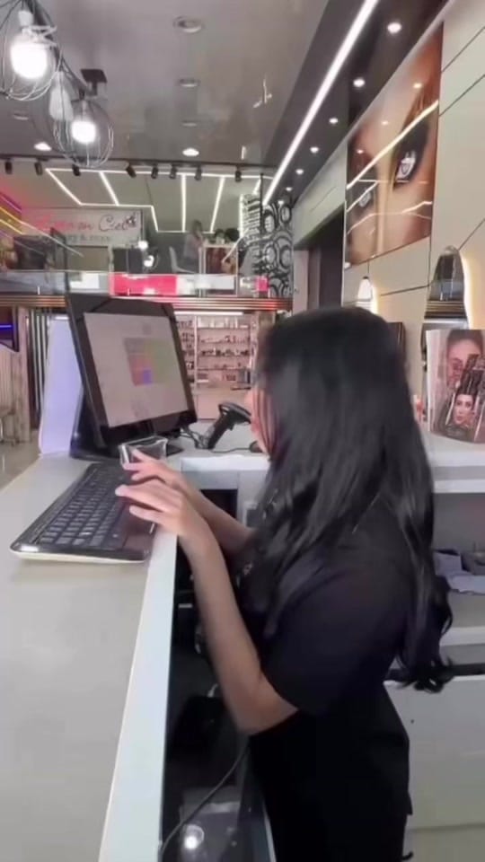 Post 2 by larc_en_ciel_lb on TikTok (video)