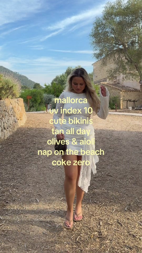 Post 3 by forevermaryna on TikTok (video)