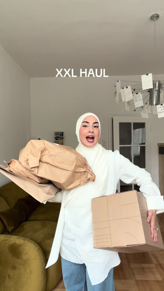 Post 4 by Fatima Ahsen on TikTok (video)