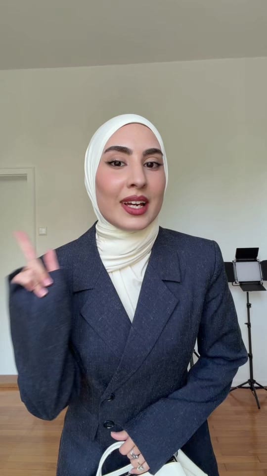 Post 8 by Fatima Ahsen on TikTok (video)