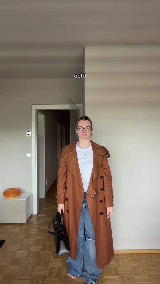 Post 3 by Lara on TikTok (video)