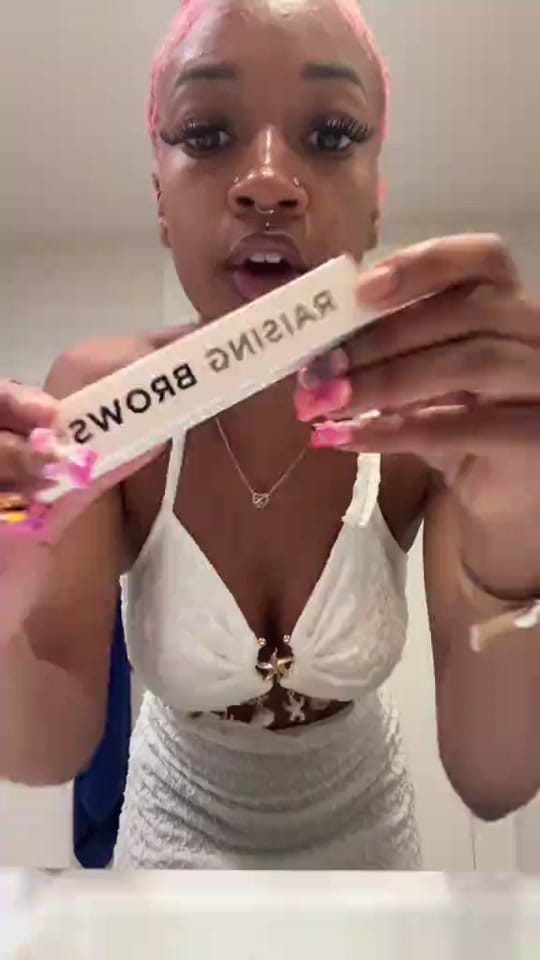 Post 3 by E-RAEEE…🍒😍 on TikTok (video)