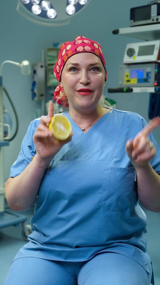 Post 10 by Dr. Anna on TikTok (video)