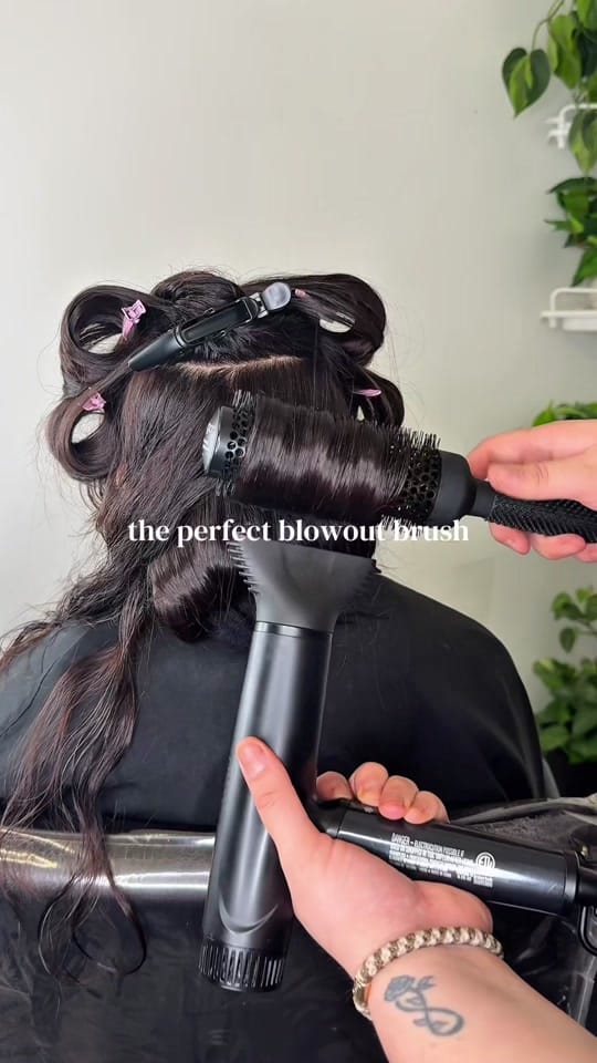 Post 5 by Steph | LA Hairstylist on TikTok (video)