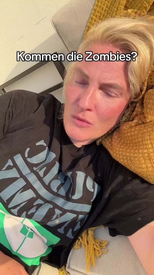 Post 3 by Antonia Schweighöfer on TikTok (video)