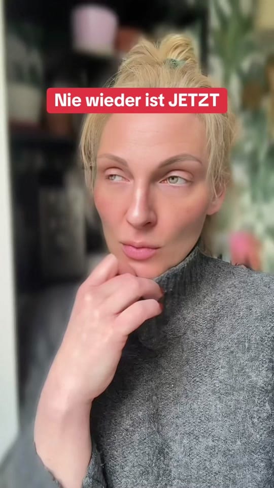 Post 8 by Antonia Schweighöfer on TikTok (video)